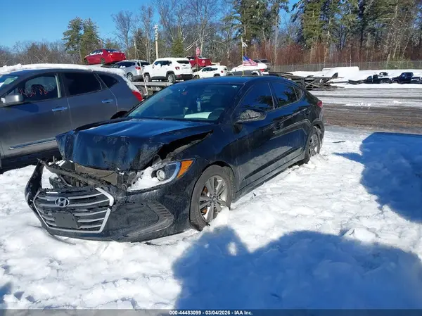 5NPD84LF5JH374268 2018 HYUNDAI ELANTRA - Image 2
