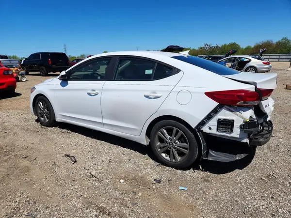 5NPD84LF5JH375730 2018 HYUNDAI ELANTRA - Image 2