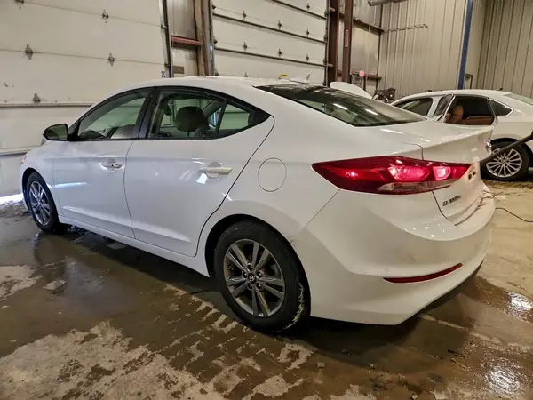 5NPD84LF5JH377557 2018 HYUNDAI ELANTRA - Image 2