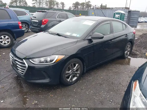 5NPD84LF5JH377882 2018 HYUNDAI ELANTRA - Image 2