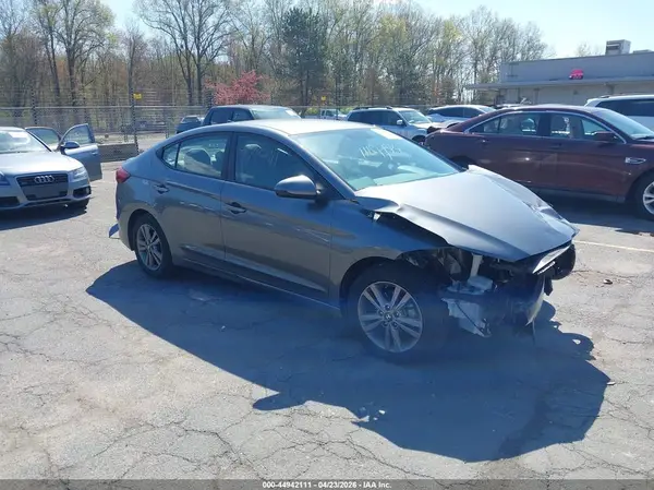 5NPD84LF5JH381382 2018 HYUNDAI ELANTRA - Image 1
