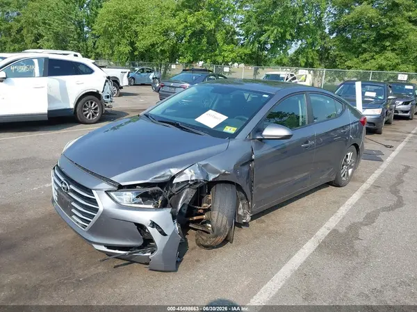 5NPD84LF5JH381589 2018 HYUNDAI ELANTRA - Image 2