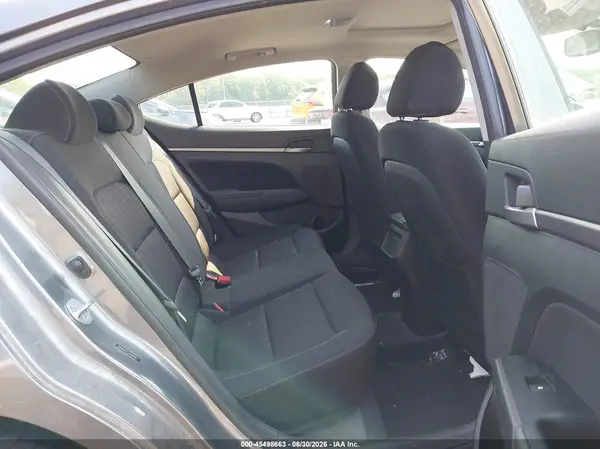 5NPD84LF5JH381589 2018 HYUNDAI ELANTRA - Image 8
