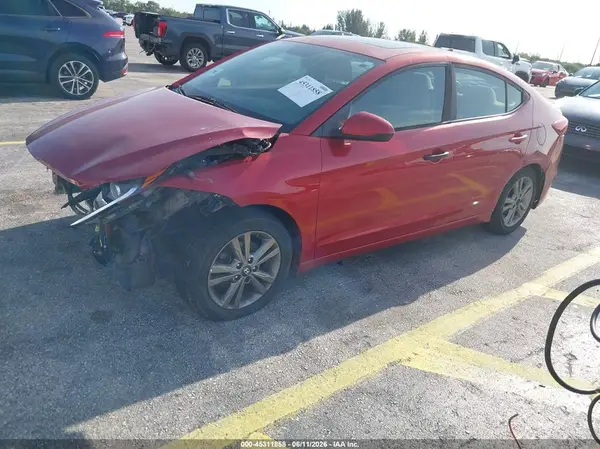 5NPD84LF5JH381978 2018 HYUNDAI ELANTRA - Image 2