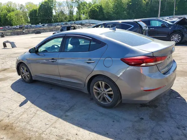 5NPD84LF5JH385531 2018 HYUNDAI ELANTRA - Image 2