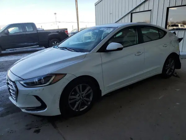 5NPD84LF5JH387005 2018 HYUNDAI ELANTRA - Image 1