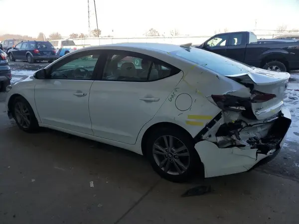 5NPD84LF5JH387005 2018 HYUNDAI ELANTRA - Image 2