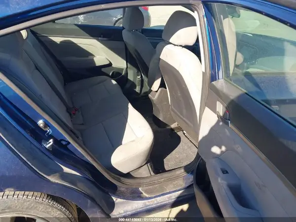 5NPD84LF5JH387666 2018 HYUNDAI ELANTRA - Image 8