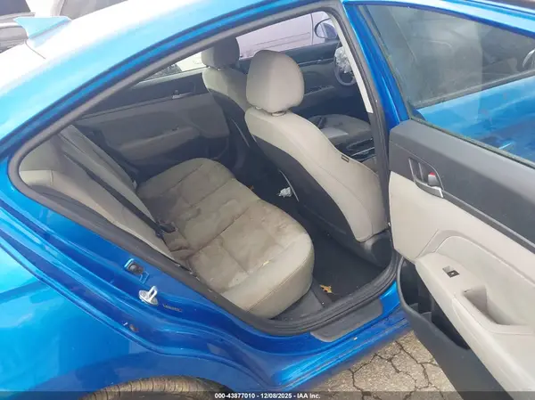 5NPD84LF5JH387733 2018 HYUNDAI ELANTRA - Image 8