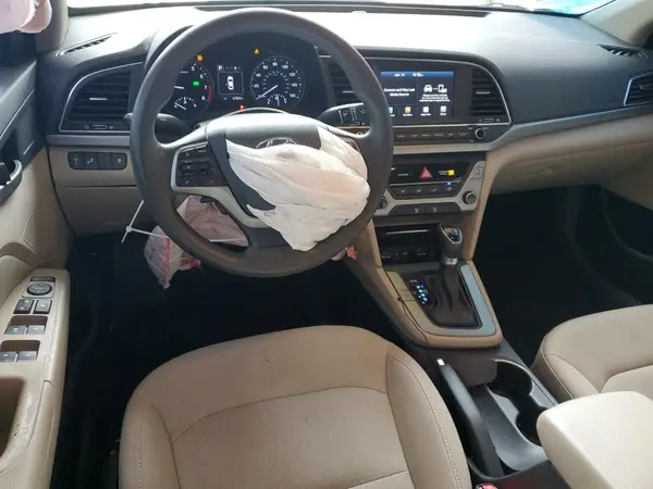 5NPD84LF5JH387960 2018 HYUNDAI ELANTRA - Image 8