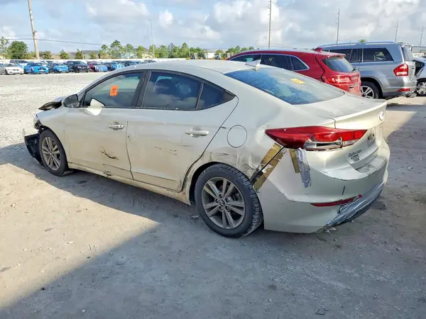 5NPD84LF5JH389238 2018 HYUNDAI ELANTRA - Image 2