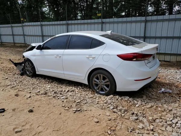 5NPD84LF5JH389529 2018 HYUNDAI ELANTRA - Image 2