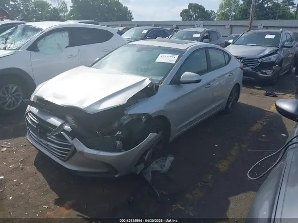 5NPD84LF5JH389868 2018 HYUNDAI ELANTRA - Image 2