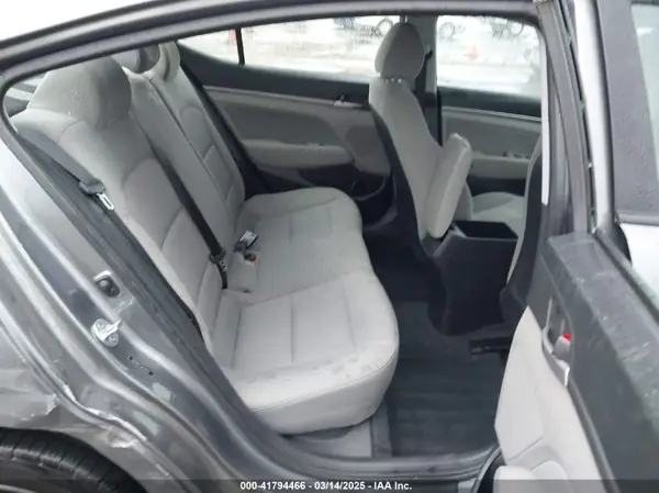 5NPD84LF5JH391832 2018 HYUNDAI ELANTRA - Image 8