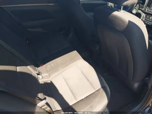 5NPD84LF5JH392477 2018 HYUNDAI ELANTRA - Image 8