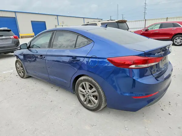 5NPD84LF5JH392589 2018 HYUNDAI ELANTRA - Image 2