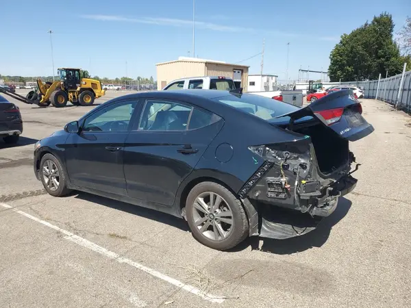 5NPD84LF5JH392835 2018 HYUNDAI ELANTRA - Image 2