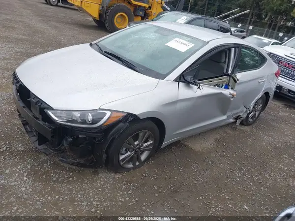 5NPD84LF5JH393726 2018 HYUNDAI ELANTRA - Image 2