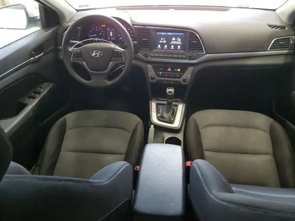 5NPD84LF5JH394049 2018 HYUNDAI ELANTRA - Image 8