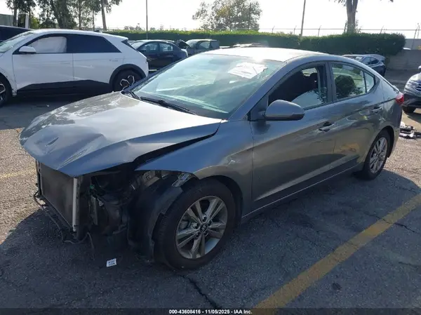 5NPD84LF5JH395122 2018 HYUNDAI ELANTRA - Image 2
