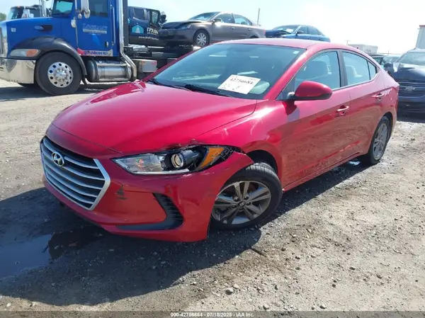 5NPD84LF5JH396982 2018 HYUNDAI ELANTRA - Image 2