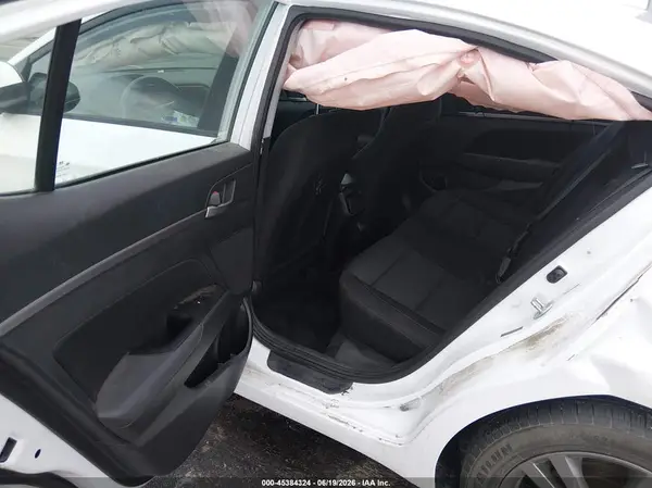 5NPD84LF5JH397193 2018 HYUNDAI ELANTRA - Image 8