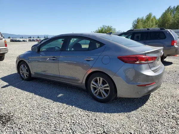 5NPD84LF5JH398442 2018 HYUNDAI ELANTRA - Image 2