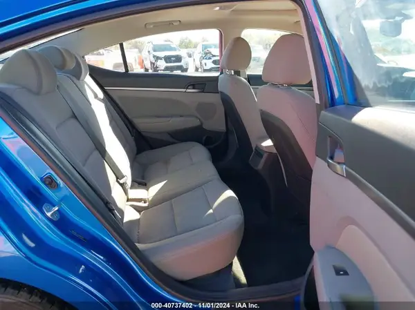 5NPD84LF5JH401307 2018 HYUNDAI ELANTRA - Image 8