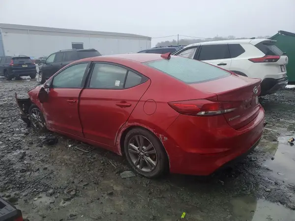 5NPD84LF5JH402618 2018 HYUNDAI ELANTRA - Image 2