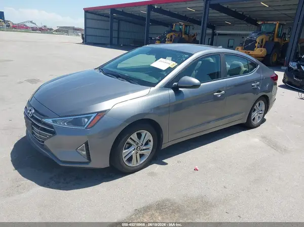 5NPD84LF5KH403656 2019 HYUNDAI ELANTRA - Image 2