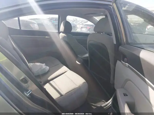 5NPD84LF5KH405245 2019 HYUNDAI ELANTRA - Image 8