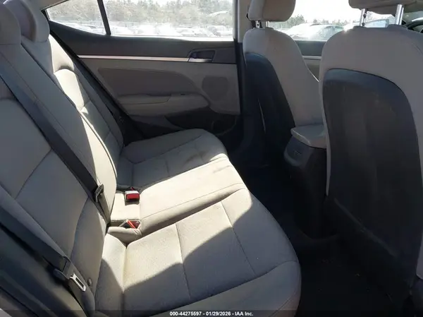 5NPD84LF5KH408193 2019 HYUNDAI ELANTRA - Image 8