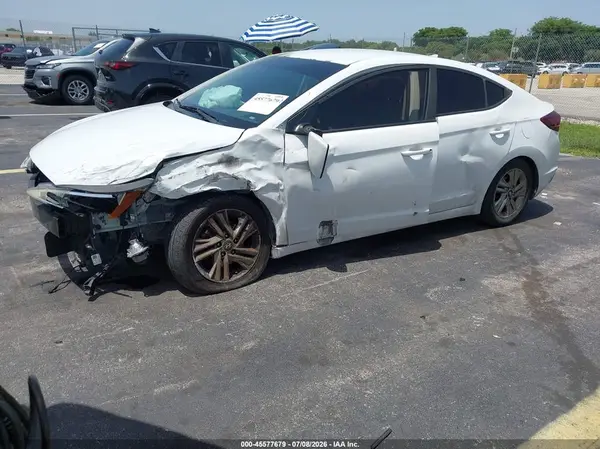 5NPD84LF5KH408999 2019 HYUNDAI ELANTRA - Image 2