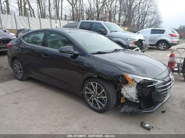 5NPD84LF5KH409568 2019 HYUNDAI ELANTRA - Image 1