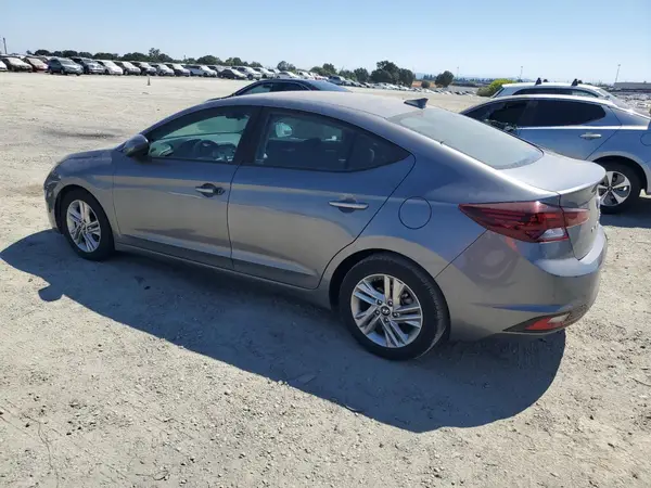 5NPD84LF5KH411076 2019 HYUNDAI ELANTRA - Image 2