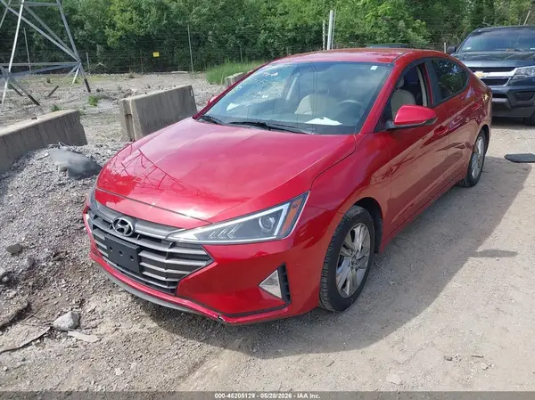 5NPD84LF5KH415449 2019 HYUNDAI ELANTRA - Image 2
