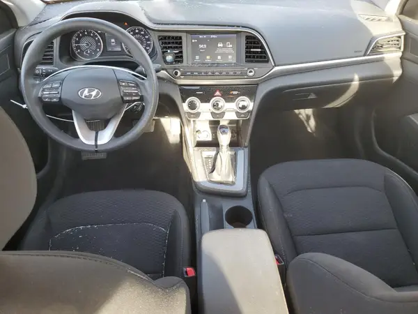 5NPD84LF5KH415919 2019 HYUNDAI ELANTRA - Image 8