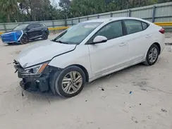 5NPD84LF5KH416911 2019 HYUNDAI ELANTRA