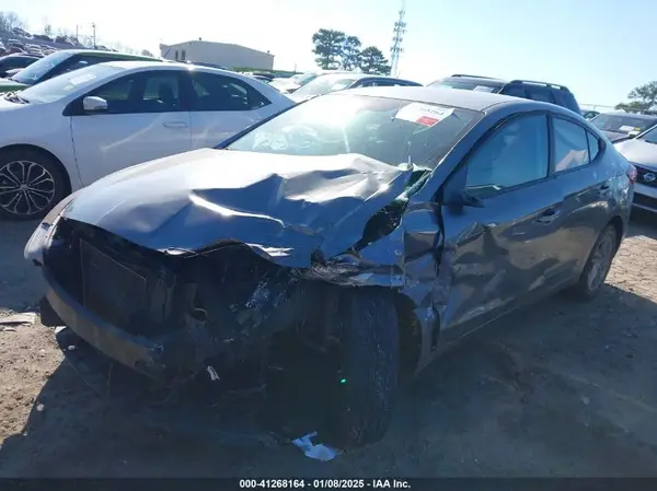 5NPD84LF5KH420361 2019 HYUNDAI ELANTRA - Image 2