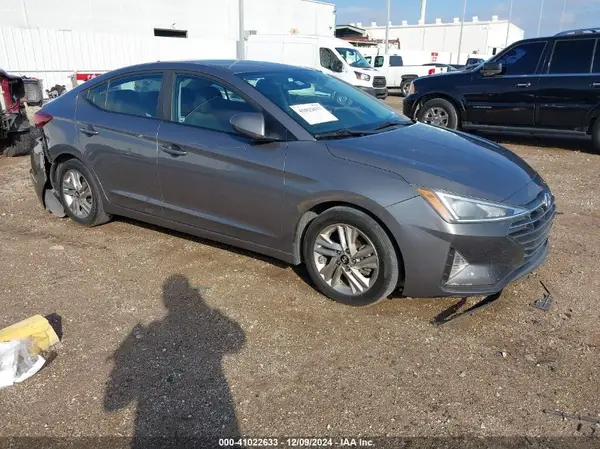 5NPD84LF5KH421560 2019 HYUNDAI ELANTRA - Image 1