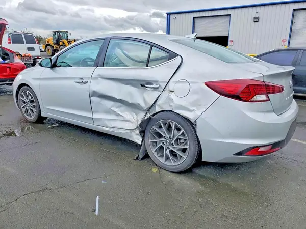 5NPD84LF5KH423339 2019 HYUNDAI ELANTRA - Image 2