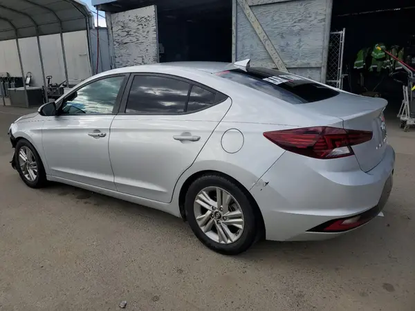 5NPD84LF5KH424541 2019 HYUNDAI ELANTRA - Image 2
