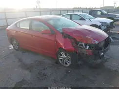 5NPD84LF5KH425009 2019 HYUNDAI ELANTRA