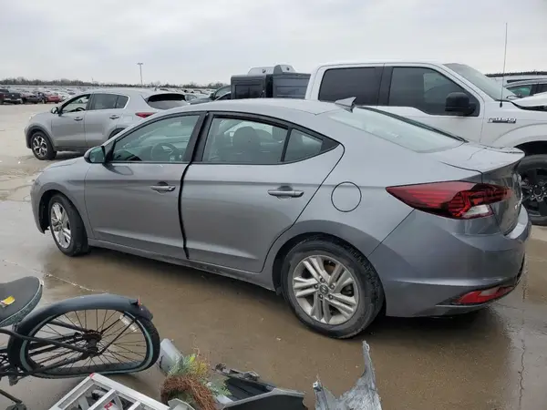 5NPD84LF5KH428072 2019 HYUNDAI ELANTRA - Image 2