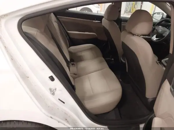 5NPD84LF5KH428718 2019 HYUNDAI ELANTRA - Image 8