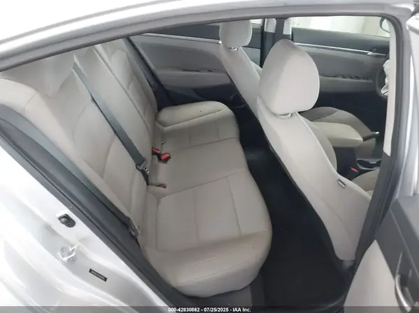 5NPD84LF5KH429495 2019 HYUNDAI ELANTRA - Image 8