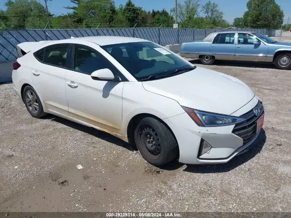 5NPD84LF5KH429531 2019 HYUNDAI ELANTRA - Image 1