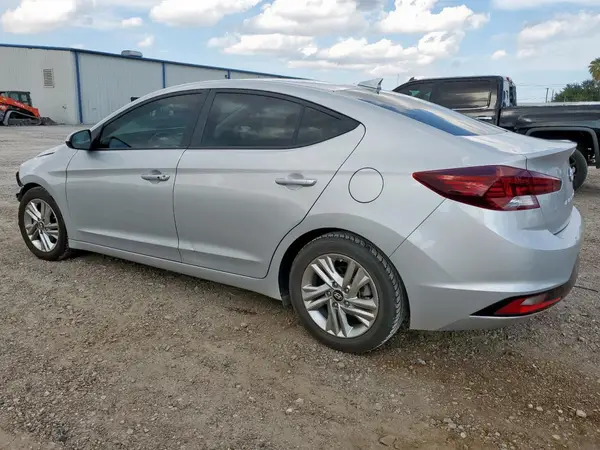 5NPD84LF5KH429562 2019 HYUNDAI ELANTRA - Image 2