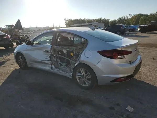 5NPD84LF5KH430355 2019 HYUNDAI ELANTRA - Image 2