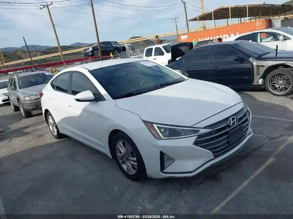5NPD84LF5KH439959 2019 HYUNDAI ELANTRA - Image 1